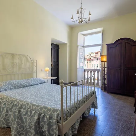 招待所 Matteotti 萨尔扎纳